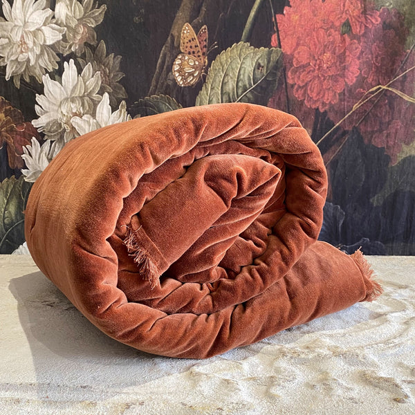 FARA CARAMEL Throw 135 x 200
