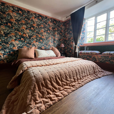 Throws and Bedding