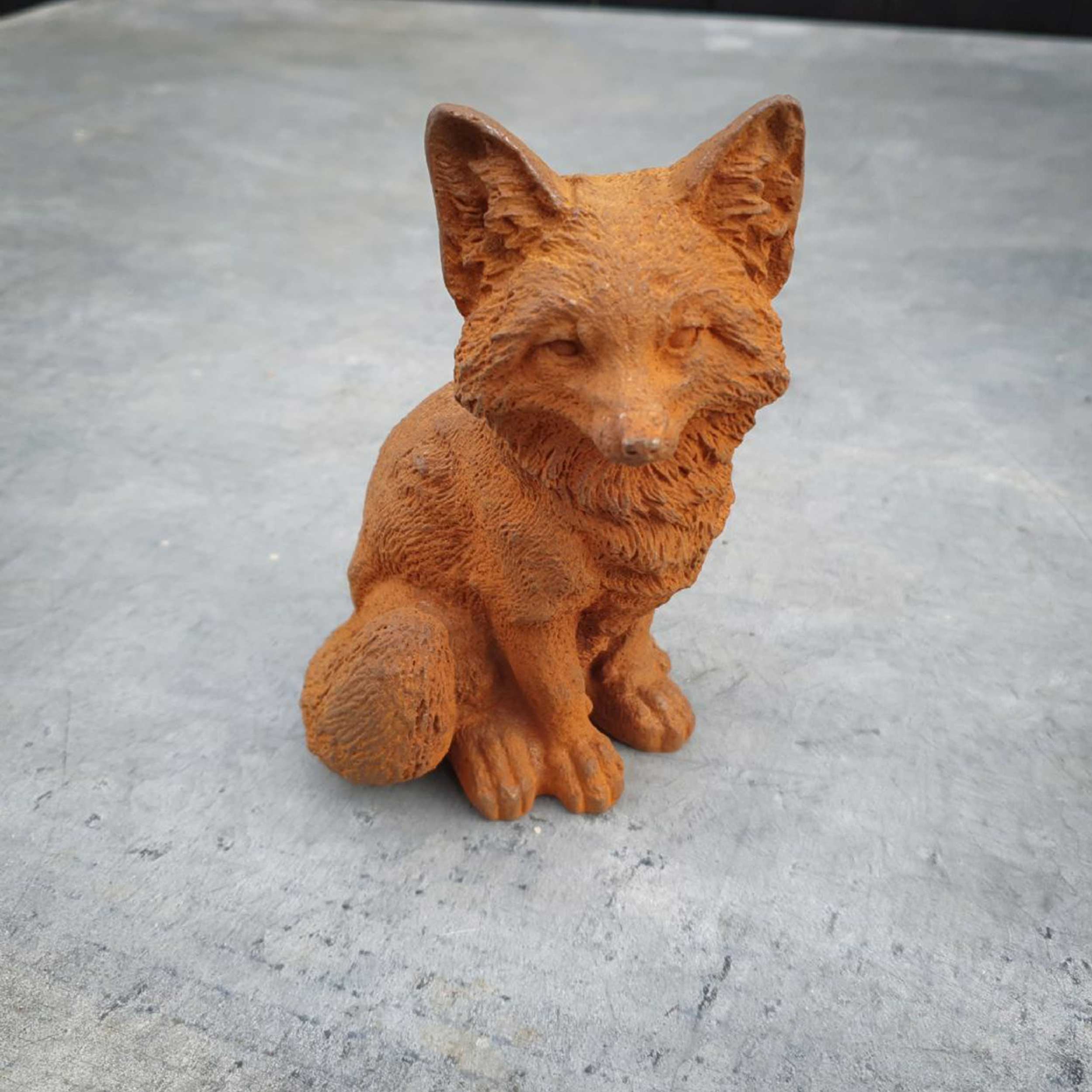 Cast Iron Rusty Fox – Doris Brixham