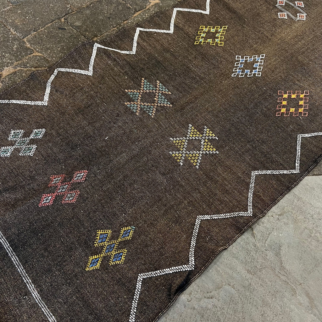 Chestnut Cacti Silk Runner 69cm x 285cm